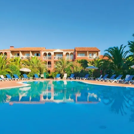 Le Hameau De La Pinede 2p 4p 4s * Carqueiranne