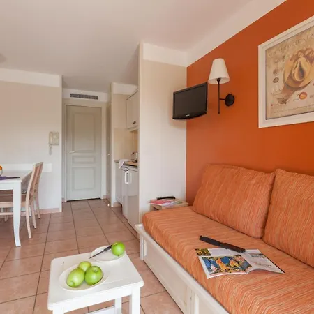Le Hameau De La Pinede 2p 4p 4s